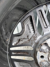 Load image into Gallery viewer, 1x Alufelge 17 Zoll 7.0&quot; 5x114.3 52910-A8610 Kia Rim Wheel