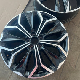 1x Alufelge 19 Zoll 7.0