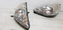 Laden Sie das Bild in den Galerie-Viewer, Frontscheinwerfer Honda Jazz II 711-SAA-874 Ein Stück (Rechts oder Links)