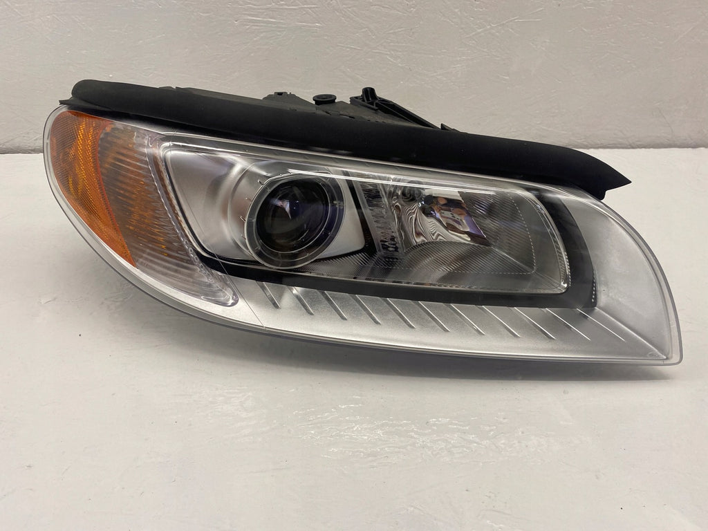 Frontscheinwerfer Volvo Xc70 31214348 Xenon Rechts Scheinwerfer Headlight SCH3420121033zo
