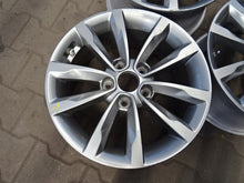 Laden Sie das Bild in den Galerie-Viewer, 1x Alufelge 16 Zoll 7.0" 5x114.3 Hyundai Rim Wheel FEL6287080422sp