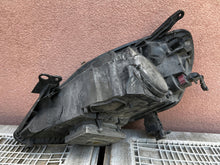 Laden Sie das Bild in den Galerie-Viewer, Frontscheinwerfer Opel Zafira B 13252471RH Rechts Scheinwerfer Headlight
