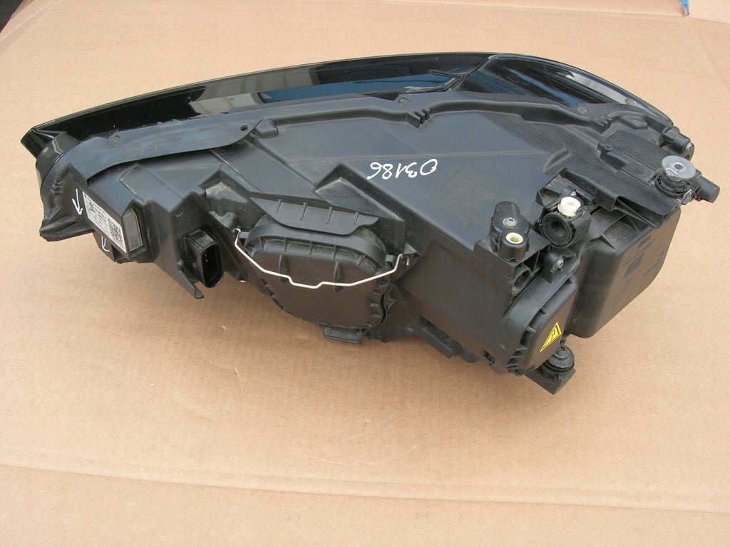 Frontscheinwerfer VW Golf Sportsvan 517941034B Xenon Rechts Headlight SCH6808595992yd