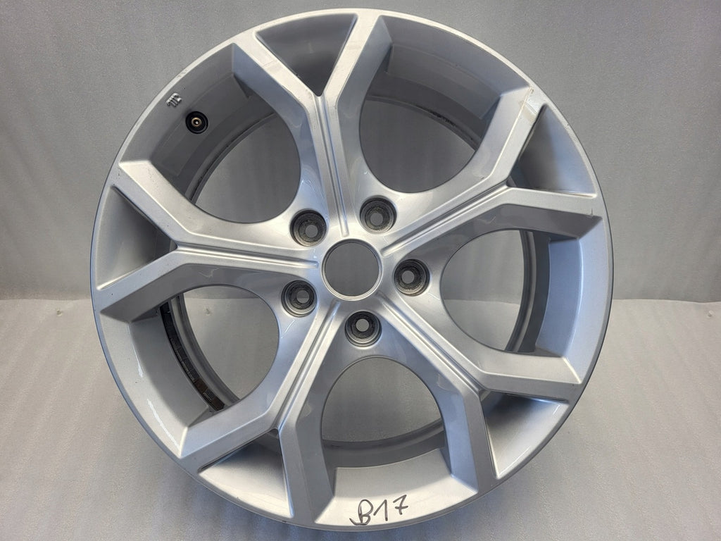 1x Alufelge 17 Zoll 7.0" 5x114.3 35ET Glanz Silber 403006PA1A Nissan Juke