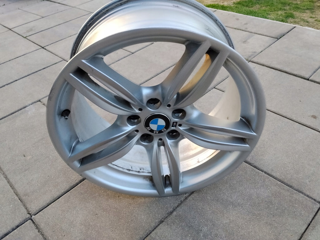 1x Alufelge 19 Zoll 9.0" 5x120 44ET 7842653 BMW 1 Rim Wheel FEL5552840510eh