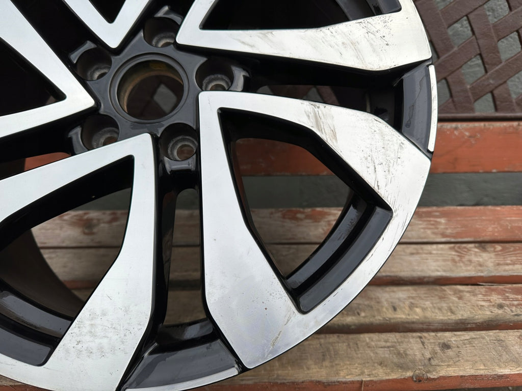 1x Alufelge 17 Zoll 7.0" 5x112 45ET Glanz Schwarz 2GA601025AF VW Troc Rim Wheel FEL5897592082zx
