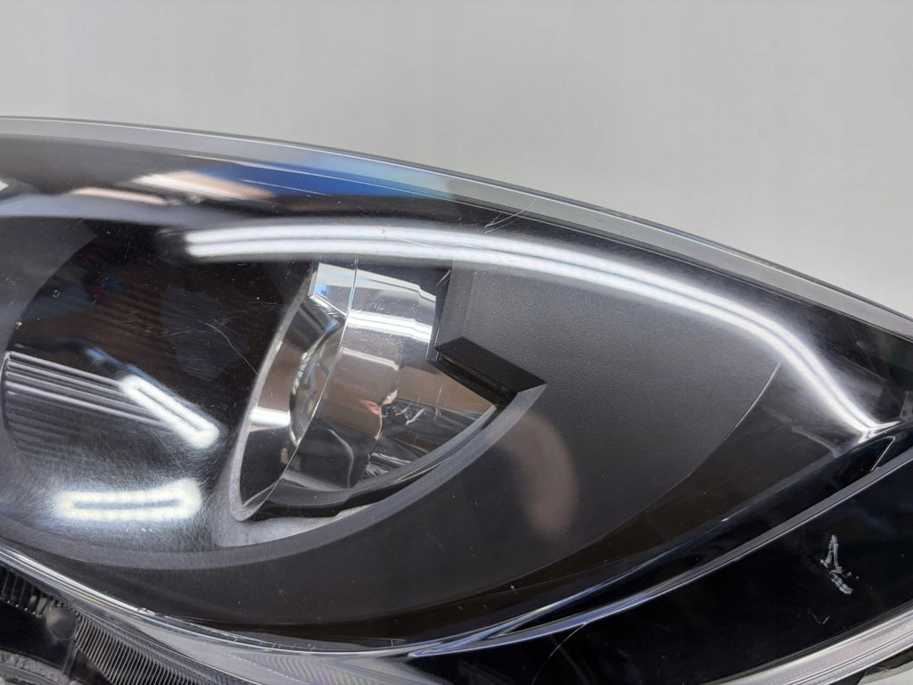 Frontscheinwerfer Toyota IV Yaris EUK0-6 Links Scheinwerfer Headlight SCH9326392238ow
