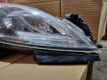 Laden Sie das Bild in den Galerie-Viewer, Frontscheinwerfer Mazda 6 Gh Xenon Rechts Scheinwerfer Headlight SCH2107296984xv
