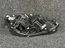 Load image into Gallery viewer, Frontscheinwerfer VW Golf VIII 5H1941059N LED Links Scheinwerfer Headlight SCH7595682207tt