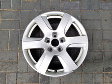 Load image into Gallery viewer, 1x Alufelge 17 Zoll 7.5&quot; 5x112 37ET Glanz Silber 4G0601025L Audi A6 C7 Rim Wheel