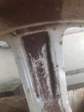 Laden Sie das Bild in den Galerie-Viewer, 1x Alufelge 16 Zoll 6.5" 5x110 37ET Glanz Silber 13116623 Opel Vectra Zafira FEL1982088813hf