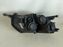 Laden Sie das Bild in den Galerie-Viewer, Frontscheinwerfer Skoda Rapid 5JB941017 Links Scheinwerfer Headlight SCH3344991580kp