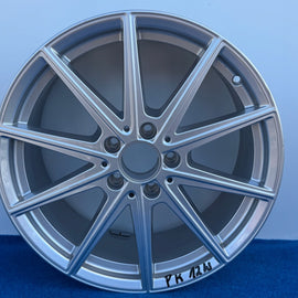 1x Alufelge 18 Zoll 7.5