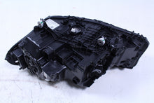 Laden Sie das Bild in den Galerie-Viewer, Frontscheinwerfer BMW 5 G31 G30 8499122 Rechts Scheinwerfer Headlight SCH3385825259xv