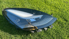 Laden Sie das Bild in den Galerie-Viewer, Frontscheinwerfer Tesla 3 1514953-00-D LED Rechts Scheinwerfer Headlight