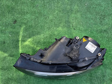 Laden Sie das Bild in den Galerie-Viewer, Frontscheinwerfer Audi A4 B8 8K0941031C Xenon Links Scheinwerfer Headlight SCH8786395156lb