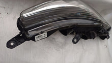 Laden Sie das Bild in den Galerie-Viewer, Frontscheinwerfer Toyota Verso 81150-0F160 Links Scheinwerfer Headlight SCH2488584943hz