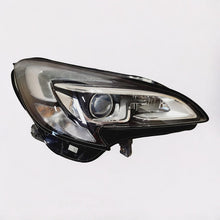 Load image into Gallery viewer, Frontscheinwerfer Opel Corsa E 39068628RH Xenon Rechts Scheinwerfer Headlight