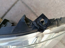 Laden Sie das Bild in den Galerie-Viewer, Frontscheinwerfer Mercedes-Benz W169 A1698205761 Links Scheinwerfer Headlight SCH4809499589tx