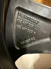 Load image into Gallery viewer, 1x Alufelge 19 Zoll 7.5" 5x112 50ET Matt Schwarz 10E601025J Cupra Born I FEL4669551543ey