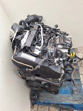 Laden Sie das Bild in den Galerie-Viewer, Motor Audi VW CLH 1.6 TDI 180TKm Diesel Engine Komplett