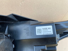 Laden Sie das Bild in den Galerie-Viewer, Frontscheinwerfer Kia Ceed 92102-J7500 LED Rechts Scheinwerfer Headlight