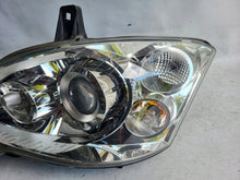 Load image into Gallery viewer, Frontscheinwerfer Mercedes-Benz Viano W639 Vito A6398202861 Xenon Links