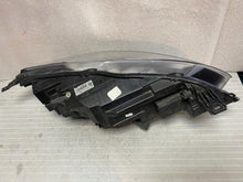 Laden Sie das Bild in den Galerie-Viewer, Frontscheinwerfer Ford Kuga I LV4B-13E015-FC LED Links Scheinwerfer Headlight SCH3738131090re