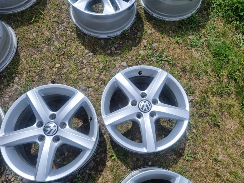 4x Alufelge 16 Zoll 6.5" 5x112 42ET Glanz 3AA071496A VW Passat B7 Variant FEL3279347584ix