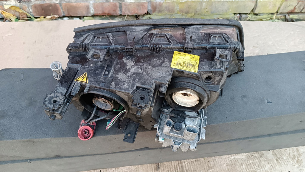 Frontscheinwerfer BMW 3 E46 Xenon Ein Stück (Rechts oder Links) Headlight SCH7355872613fm