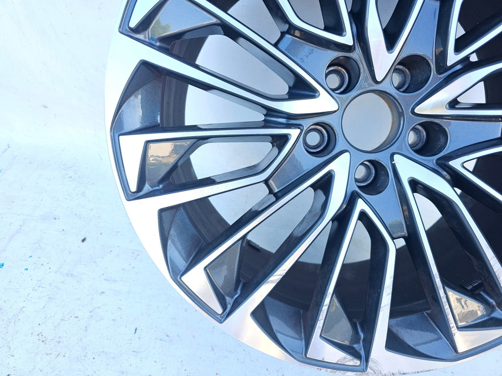 1x Alufelge 19 Zoll 8.5" 5x112 40ET Glanz Silber 4K0601025 Audi C8 A4 Mg FEL8763088583pf