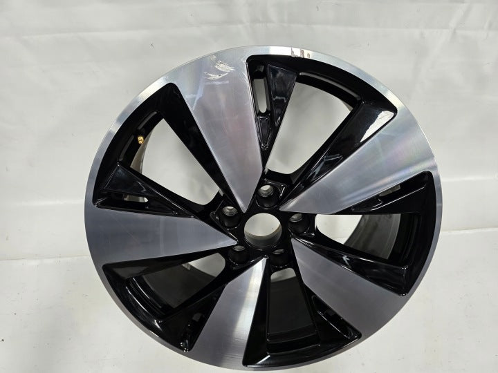 1x Alufelge 19 Zoll 8.0" 5x112 44ET 8B3601025AR Audi A5 Rim Wheel FEL6687836870ip