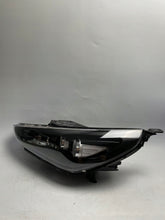 Laden Sie das Bild in den Galerie-Viewer, Frontscheinwerfer Hyundai I30 III 92101-G4120 G4921-21050 G4921-22030 LED Links