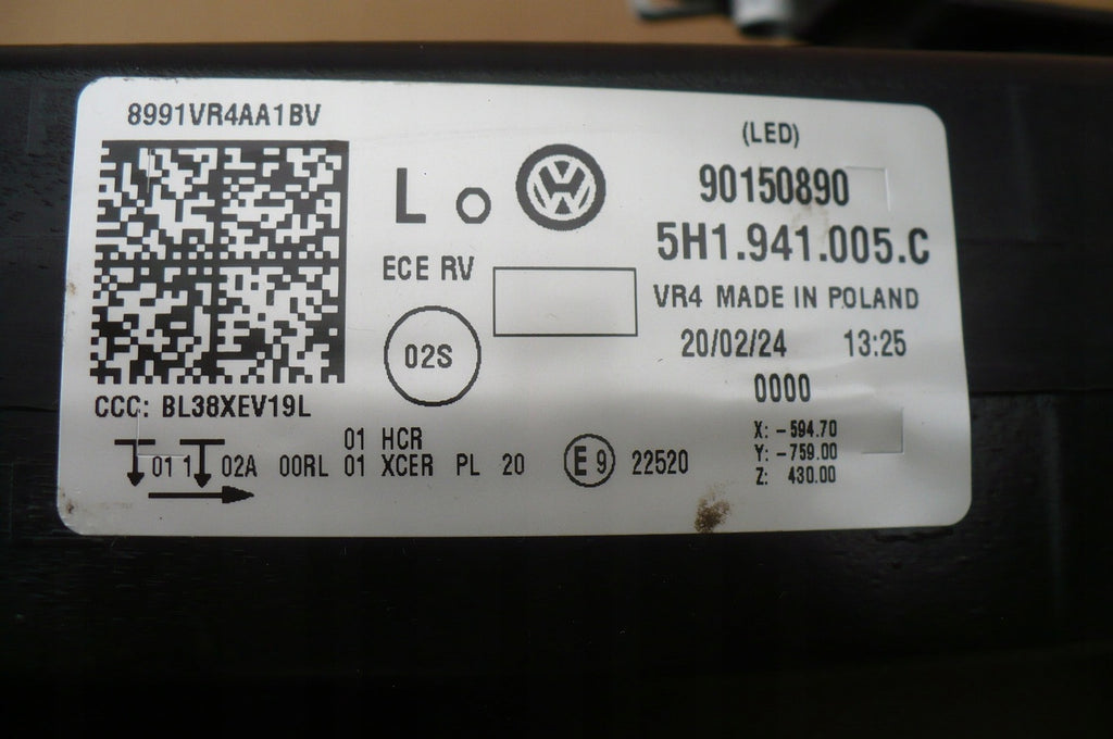 Frontscheinwerfer VW Golf VIII 5H1941005C LED Links Scheinwerfer Headlight SCH6890640574lr