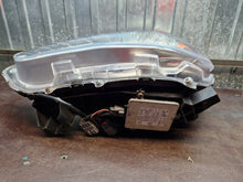 Laden Sie das Bild in den Galerie-Viewer, Frontscheinwerfer Mitsubishi Asx Xenon Ein Stück (Rechts oder Links) Headlight