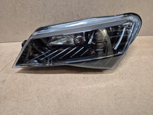 Laden Sie das Bild in den Galerie-Viewer, Frontscheinwerfer Skoda Superb 3V1941015B LED Links Scheinwerfer Headlight SCH7395620699fl