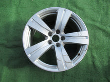 Load image into Gallery viewer, 1x Alufelge 18 Zoll 8.0&quot; 5x112 25ET Silber 4M0601025 Audi Q7 Rim Wheel