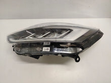 Laden Sie das Bild in den Galerie-Viewer, Frontscheinwerfer Renault Clio IV 260605046R Full LED Links Headlight SCH8831992181uu
