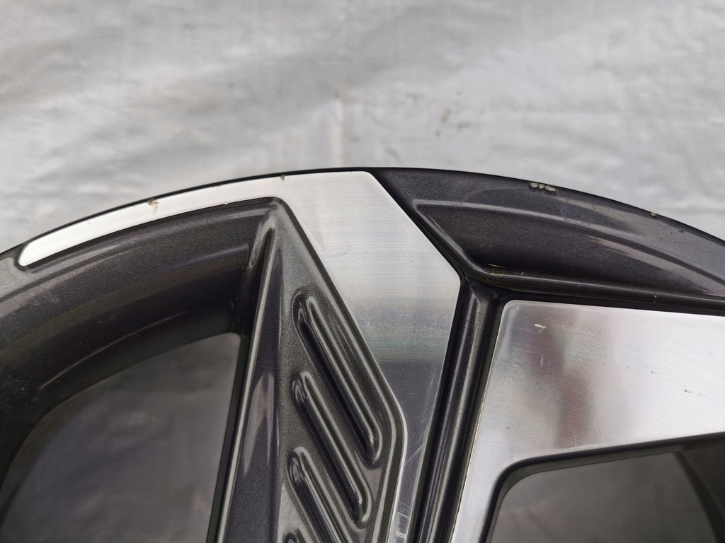 1x Alufelge 19 Zoll 7.5" 5x114.3 51ET 52910-N7300 Hyundai Tucson Rim Wheel