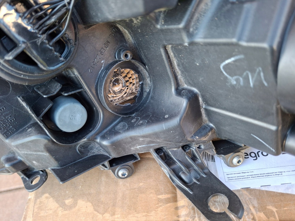 Frontscheinwerfer Toyota Corolla 81150-02S70 Ein Stück (Rechts oder Links)