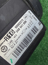 Load image into Gallery viewer, Frontscheinwerfer VW Passat B7 3AB941006 3AB941005 Ein Satz Headlight SCH2429020709bz