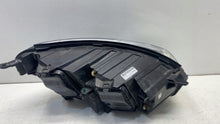 Laden Sie das Bild in den Galerie-Viewer, Frontscheinwerfer Citroën Jumpy Vivaro 9808567780-00 Links Headlight SCH8629247852xh