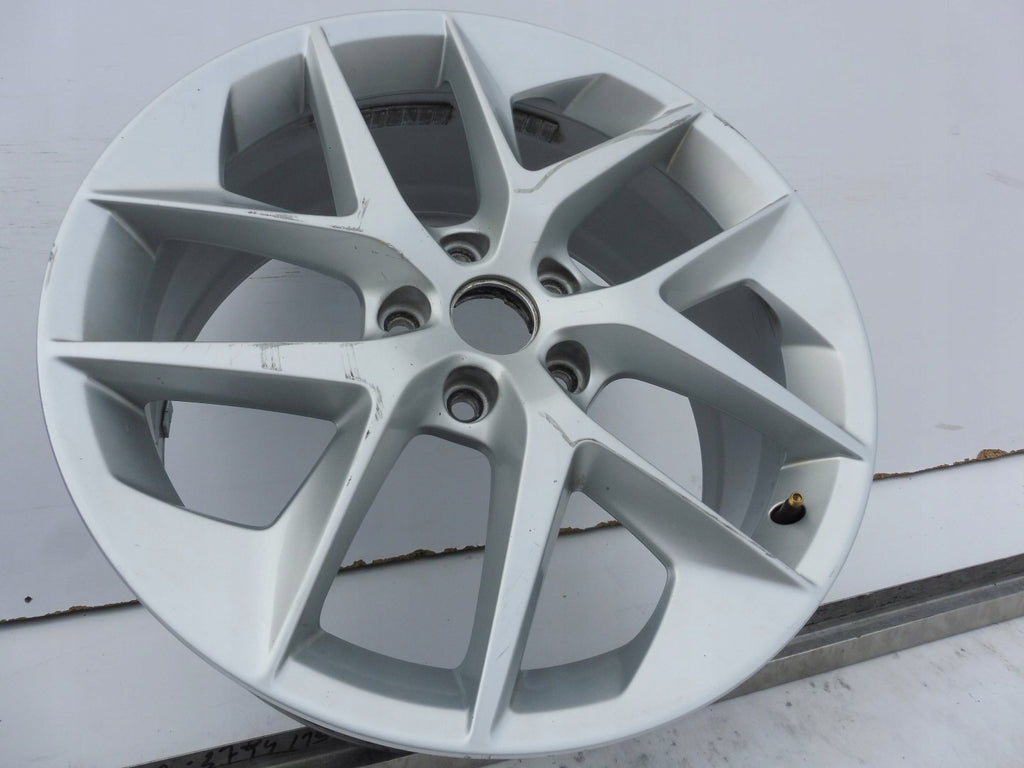 1x Alufelge 18 Zoll 7.5" 5x112 51ET Glanz Silber 5F0601025F Seat Leon Rim Wheel FEL3431041684jt
