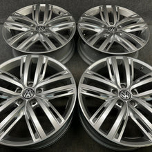 Laden Sie das Bild in den Galerie-Viewer, 4x Alufelge 19 Zoll 7.0" 5x112 43ET Glanz Silber 5NA601025N VW Tiguan Rim Wheel FEL6684127630vh