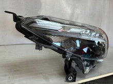 Laden Sie das Bild in den Galerie-Viewer, Frontscheinwerfer Toyota Corolla Full LED Rechts Scheinwerfer Headlight SCH2025213225nx