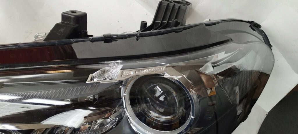 Frontscheinwerfer Alfa Romeo Giulia 0050564104 Xenon Links Headlight SCH9626351052an