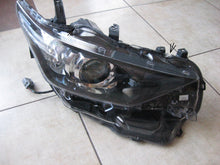 Laden Sie das Bild in den Galerie-Viewer, Frontscheinwerfer Toyota Auris 81110-02K30 90070909 LED Rechts Headlight