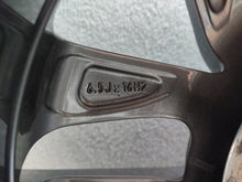 Load image into Gallery viewer, 1x Alufelge 16 Zoll 6.5" 5x114.3 50ET Glanz 52910-64200 Hyundai I30 Mg Rim Wheel FEL6848132578pf