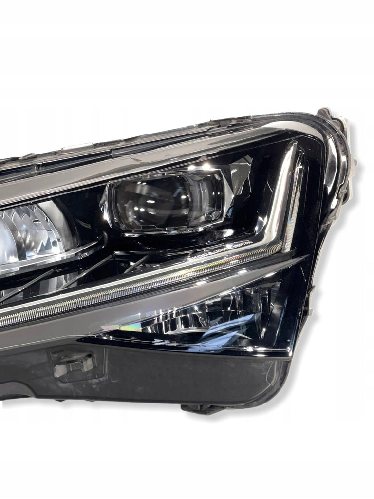 Frontscheinwerfer Skoda Superb 3V1941015 Links Scheinwerfer Headlight SCH9317429407mu