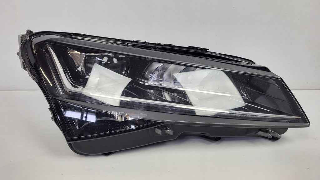 Frontscheinwerfer Skoda Superb III 3V1941016D Rechts Scheinwerfer Headlight SCH2100710638dn